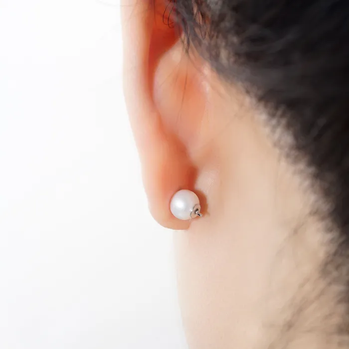 Earrings Pearly Lustre Elegant Freshwater Pearl Earrings WE00720
